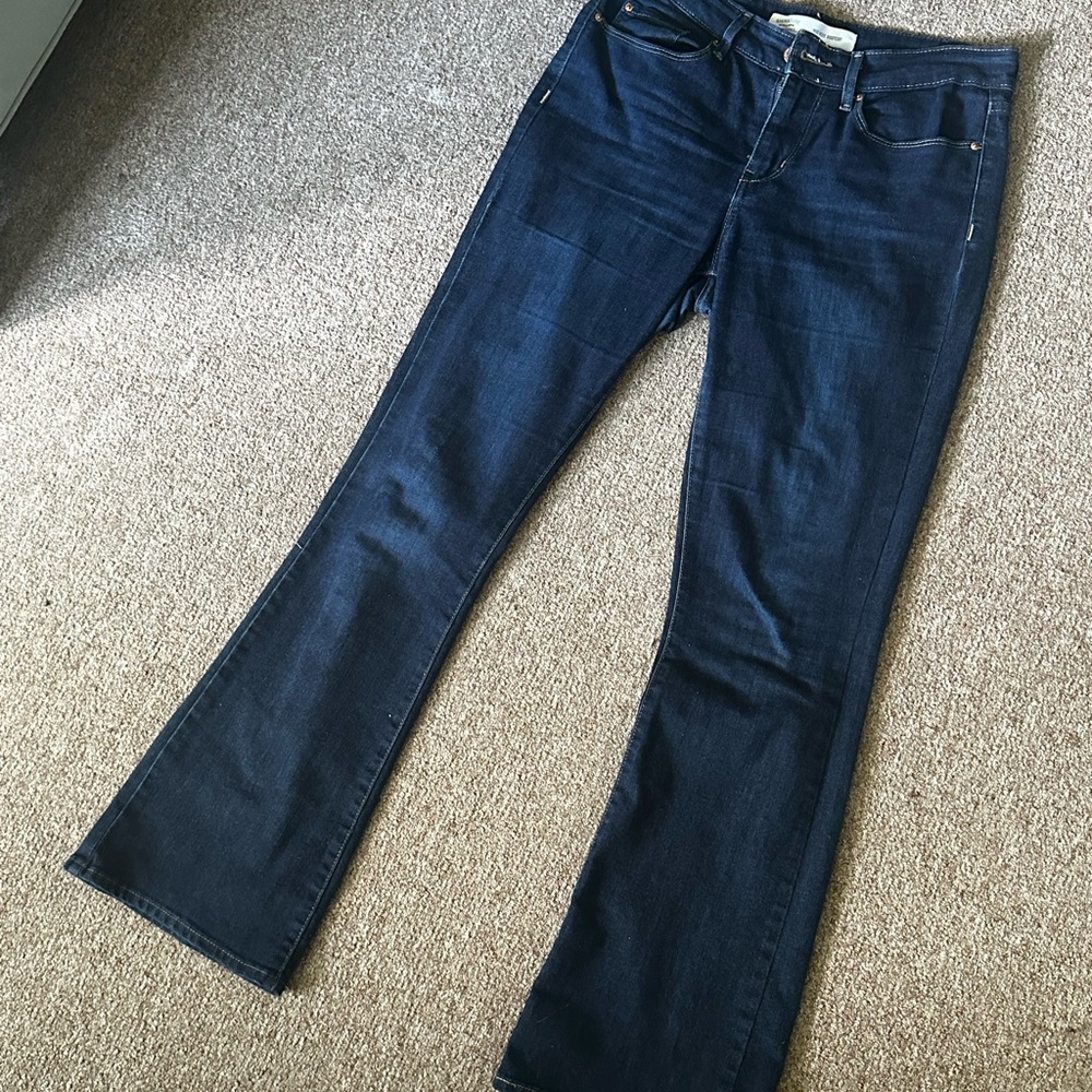 Levi Strauss Women's Dark Blue Jeans